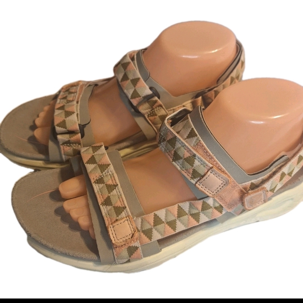 Ecco Women's 3 Way Adjustable Sandals. Size 41 US 10